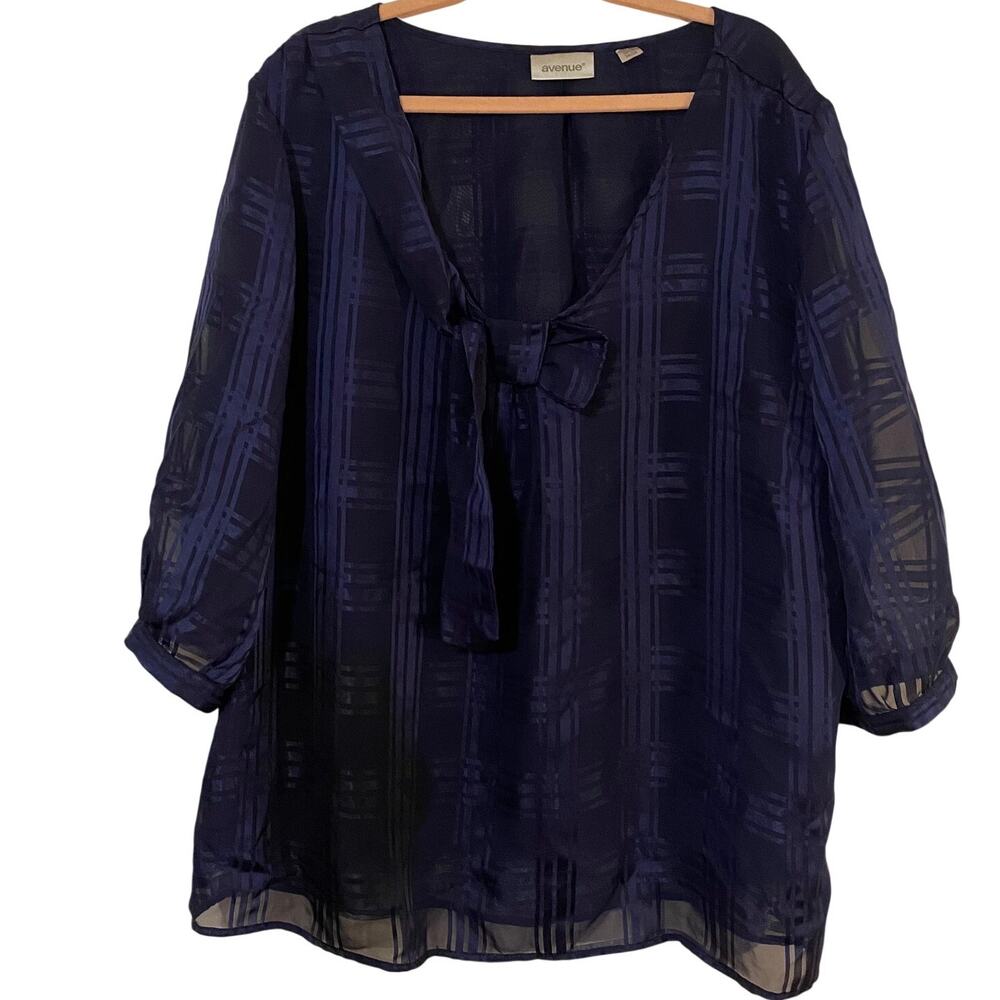 Avenue Navy Windowpane Bow-Front Blouse - Size 26/28